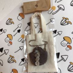 キルトピン　　ブローチ