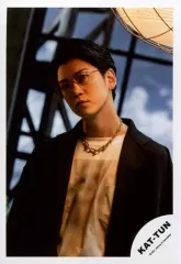 KAT-TUN 亀梨和也メイン 公式生写真 131枚 Amazon.co.jp: KAT-TUN・【公式写真】・亀梨和也・Jロゴ