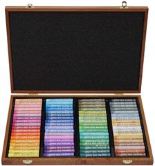 ソフトパステル中古(ゴンドラ242色セット スケッチ箱入) - メルカリ