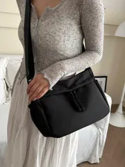 バッグ レディース ショルダーバッグ スタイリッシュな無地大容量ジッパーバッグ クロスボディバッグ、カジュアルでポータブルなスポーツショルダーバッグ、通勤に最適な簡単なバッグ(レディース用)