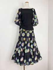 ファンシー】新品 社交ダンス イエロー花柄セットアップ黒 d5104