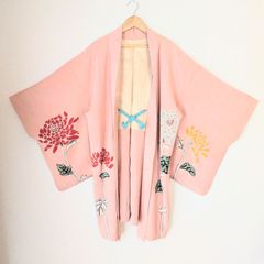 Japanese Vintage Haori Long Pink Chrysanthemum pattern Silk Kimono Jacket Old-ⅽloth 長羽織 羽織 正絹 縮緬 桃色 絞り染 菊柄 古布 時代布 一点物 大正浪漫 和洋折衷