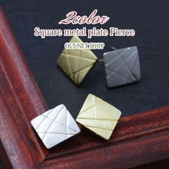 スクエアメタルプレートピアス レディース シルバー ゴールド つや消し 四角 シンプル 艶消し クール モード 大人 女性
