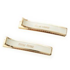 ミュウミュウ ロゴ メタル ヘアアクセサリー クリップ バレッタ ピン 5JF136 ゴールド×ホワイト【中古】のサムネイル