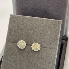 新品　K18イエローゴールド　ダイアモンド　オパール　ピアス　天然ダイヤモンド 0.3ct　 10月誕生石　おしゃれ　【E4552306170080】