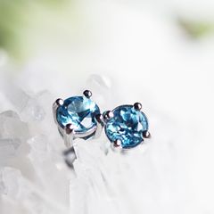 P50-003] 翡翠 ピアス 天然石 グアテマラ産 s925 スタッド - メルカリ