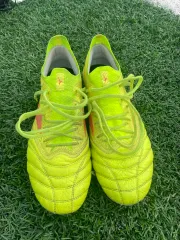 MIZUNO ミズノ モレリア NEO 4 β JAPAN(ホワイト×ブルー