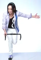 【中古】生写真(男性) 秋葉友佑(東堂尽八)/全身・背景白・キャラクターショット/舞台『弱虫ペダル』新インターハイ篇FINAL～POWER OF BIKE～ ブロマイド(個人セット)