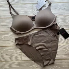 【RAVIJOUR】サテン キャミソール&ショーツセット ダークブルー RAVIJOUR】サテン キャミソール&ショーツセット ダークブルー