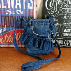 123★USEDデニムリメイク サコッシュ フリルショルダーバッグ ポシェット ミニバッグ リメイクデニム★