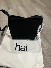 シルク製ミニバック【 OF HAI】Thea Bag Black Hai / シルクミニバッグ｜ESTNATION ONLINE STORE