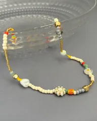 ビーズネックレス　アイボリー