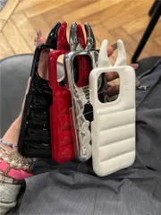 美品 iPhone16ケース 人気 小悪魔 iphone15ケース iphone14proケース 人気 iphone13ケース 多機種対応 4色