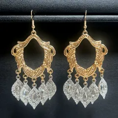 [80mm〜] ラスト1点限り 新世界のEmpress 超絶ゴージャス ロング＆ワイド シャンデリアピアス（ゴールド×シルバー）エスニック ダンス 宮殿 舞台 衣装 パーティ 映画 L21-180