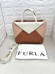 【美品】フルラ　ケリス　レター型　ショルダーバッグ　マルチカラー　ロゴ金具レザー 美品】フルラ ケリス レター型 ショルダーバッグ マルチカラー