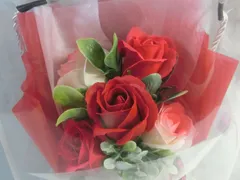 ■ ソープフラワー シャボンフラワー 造花 ギフト プレゼント 5輪ブーケ バラ 花束 約25cm クリアボックス付き SH-048 レッド