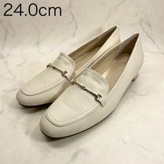 【新品 訳あり】リズラフィーネ　ヒールアップスクエアローファー　24.0㎝　アイボリー