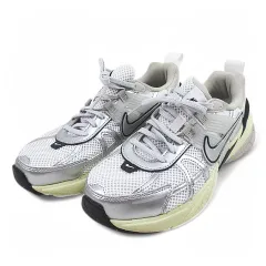 ナイキ NIKE fd0736-100 V2K RUN ラン スニーカー 25.0㎝ ホワイト 白  ランニング