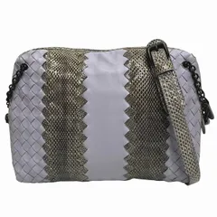 ボッテガ・ヴェネタ　イントレチャート　レザー　パイソン　バッグ　ショルダーバッグ　レディース