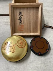 加賀蒔絵師 岡本康光 溜塗 鱗鶴蒔絵 吹雪 共箱・栞付 棗 薄茶器 茶道具 漆器 Yahoo!オークション -「加賀 蒔絵」(棗) (漆芸)の落札相場・落札価格