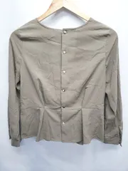 ◇ Θ N. Natural Beauty Basic 金ボタン ペプラム 長袖 ブラウス サイズM カーキ レディース E  【1506110012685】
