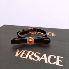 【新品未使用】VERSACE ジャンニ リボン レザー ブレスレット 革
