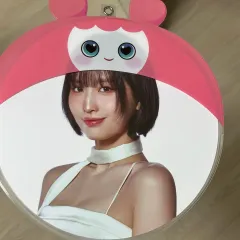 TWICEモモうちわ14枚とモブリーうちわカバーセット TWICE モモ うちわ 14枚セット - メルカリ