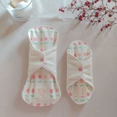 【布ナプキン】無添加コットンフランネル ピンクの花柄 6層仕立て 2枚セット