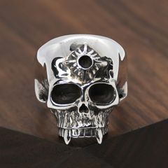 Rat Race 店舗限定スカルリング 17号 シルバー925 Rat Race 店舗限定スカルリング 17号 シルバー925 - メルカリ