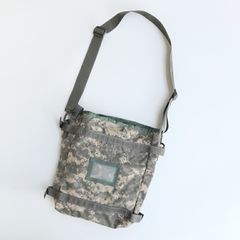 放出品 ヘルメットバッグ ACU迷彩 デジカモ - メルカリ