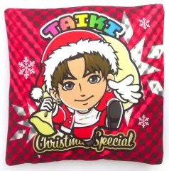 【中古】クッション・抱き枕・本体 佐藤大樹(EXILE) スクエアクッション ツアーTシャツver. 「EXILE LIVE TOUR 2022 “POWER OF WISH” ～Christmas Special～」 オンラインブースグッズ