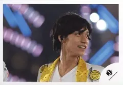 【中古】生写真(ジャニーズ) 関ジャニ∞/錦戸亮/横型・衣装白.黄色・上半身・目線右・ライブフォト/公式生写真