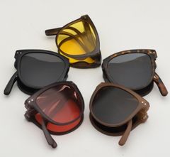 折りたたみサングラス UV400 紫外線カット 専用ケース付き