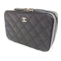 1303 M1011282603 CHANEL シャネル マトラッセ ジュエリーケース ブラック ラムスキン ココマーク キルティング クラシック アクセサリーケース ジュエリーポーチ 小物入れ  CC LOGO ZIP JEWELRY エントルピー