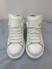 【Alexander McQUEEN】オーバーサイズ スニーカー ホワイト×イリディセントヒール 561726（サイズ37 ½）