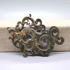 青花竜紋の両耳瓶 装飾品 工芸品 美術品 置物 - メルカリ