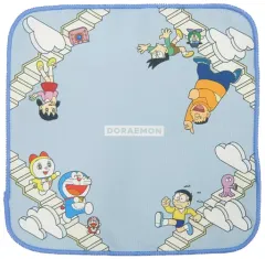 【中古】タオル・手ぬぐい 集合/階段 ハンドタオル 「一番くじ ドラえもん～ひみつ道具といっしょ～」 E賞