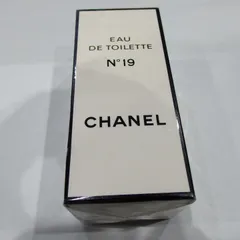 未開封 CHANEL シャネル 香水 No19 EAU DE TOILETTE 100ml 30487