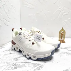 オン クラウドワンダー ウォータープルーフ On Cloudwander Waterproof 　ホワイト　スニーカー　男女兼用 未使用