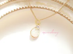 京都オパールのドロップネックレス