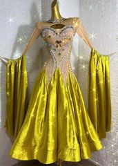 社交ダンス　中古美品　スタンダードドレス　ゴールド豪華　オーダー品 社交ダンス 中古美品 スタンダードドレス ゴールド豪華 競技ダンス