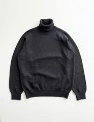 GUCCI ⭐️ロゴ付き　黒 ニットセーター Sサイズ　極美品‼️ 2025年最新】GUCCI メンズ ニット・セーターの人気アイテム