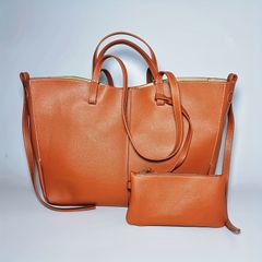 ペッレモルビダ トートバッグ A4可 レザー オレンジ ポーチ付 - メルカリ