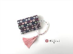 再販‼︎  お念珠入れ　ポケット付き　高級金襴…花じゅうたん《送料無料》
