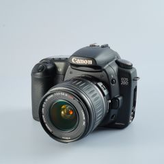 Canon キヤノン EOS 20D + EF-S 18-55mm F/3.5-5.6 Ⅱ USM デジタル一眼レフカメラ