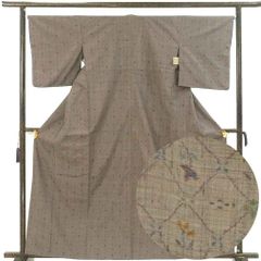 紬 身丈163cm 裄66cm 前幅24cm 後幅29.5cm 袖丈49cm 袖幅33cm レディース 袷 連続模様 裄長 裄M-Lサイズ 秋冬春用 正絹（シルク）ブラウン 美品 リメイク リユース リサイクル【呉服のきくや】