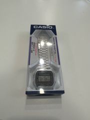 CASIO デジタル時計　A168-WA-1