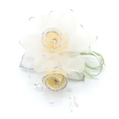 コサージュ 結婚式 フォーマル 50代 40代 白 結婚式 七五三 入学 入園 卒園 卒業 小ぶり 豪華 おしゃれ [オフホワイト（二輪巻きバラ）]