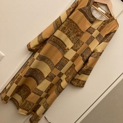 エジプト柄のお着物からリメイク裏付きコート