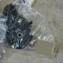 80ノア ヴォクシー エスク 未使用スライドドアロック左 69300-28121